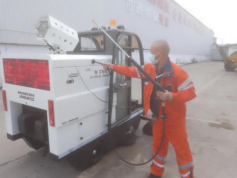那曲龙马快速清扫车